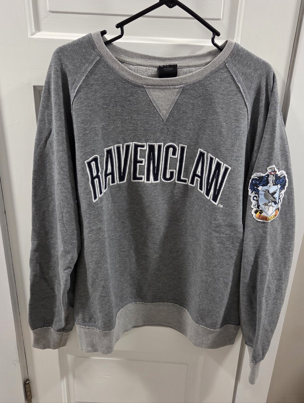 Harry Potter Ravenclaw Grey Crewneck Sweatshirt with Sleeve Crest